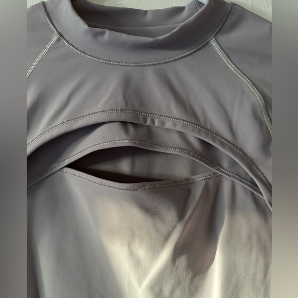 Lululemon 2-in-1 Training Tank + Long Sleeve Shirt - Picture 5 of 6